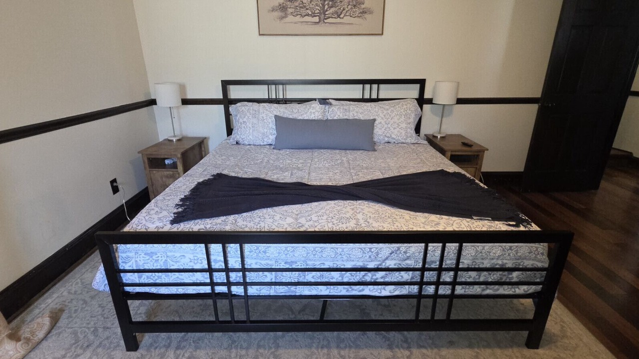 Photo of Bedroom in Knoxville