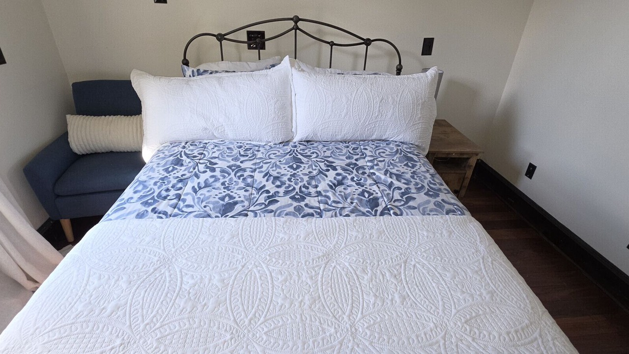 Photo of Bedroom in Knoxville