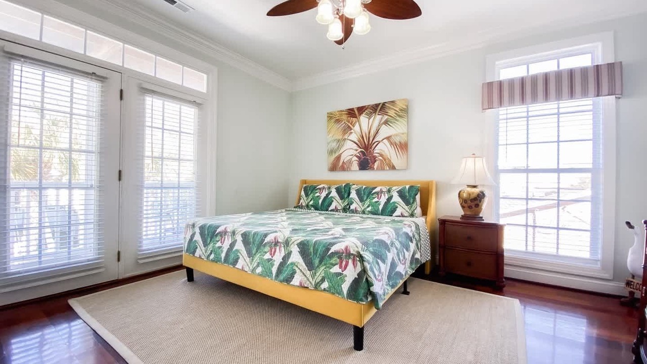 Photo of Bedroom in Crescent Beach
