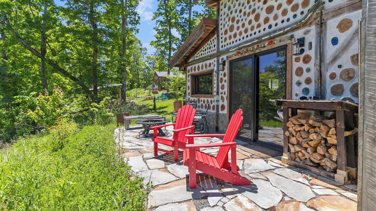 Photo of Patio Balcony in Lupton City
