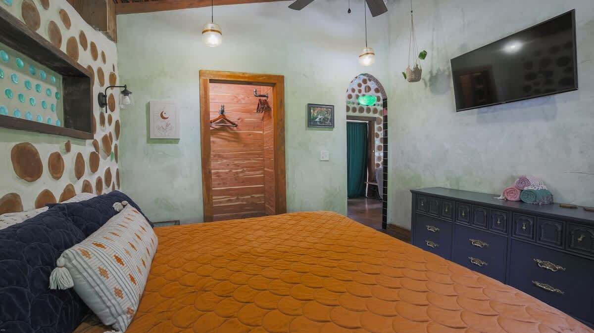 Photo of Bedroom in Lupton City