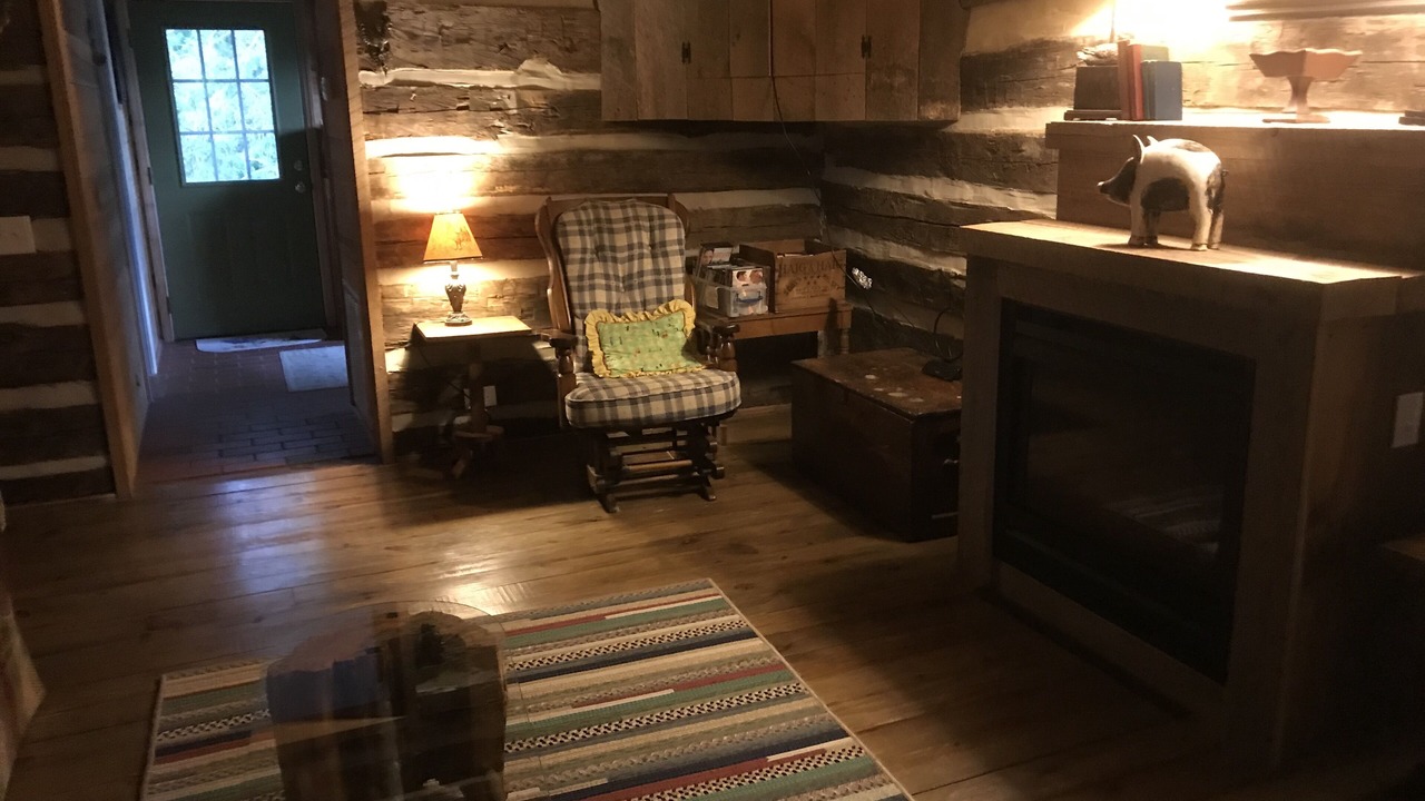 Photo of Livingroom in Fentress