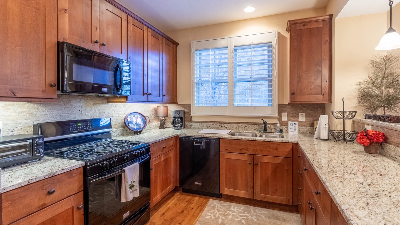 Photo of Kitchen in Bear Lake Reserve
