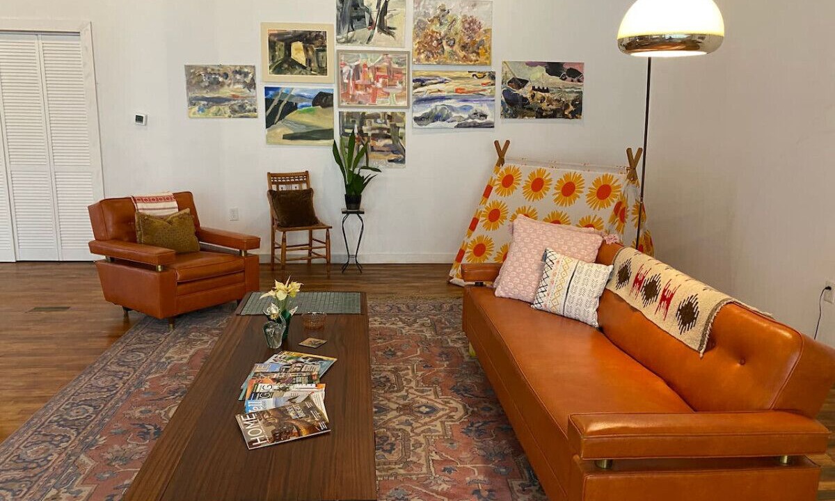 Photo of Livingroom in Central Business District