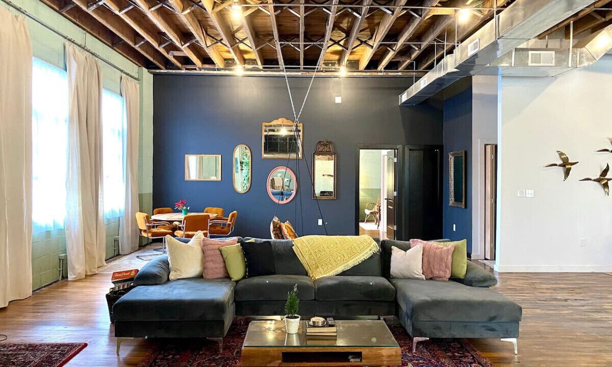Photo of Livingroom in Central Business District