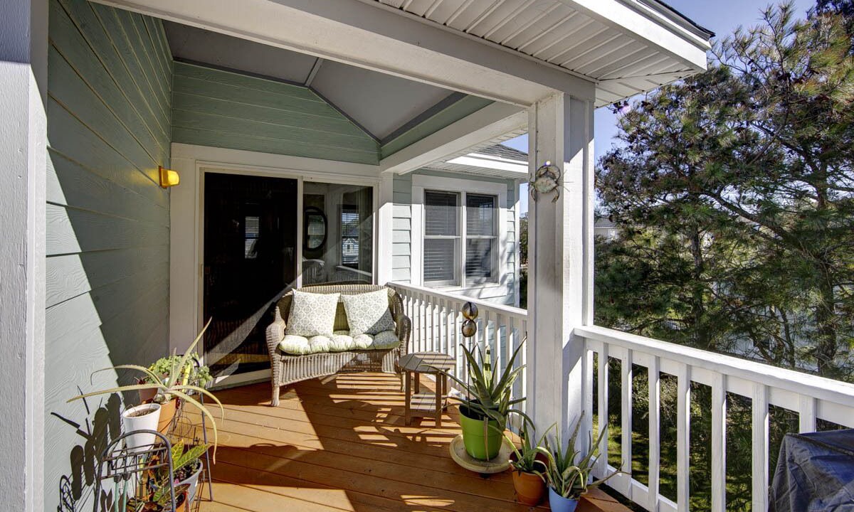 Photo of Patio Balcony in Monteray Shores