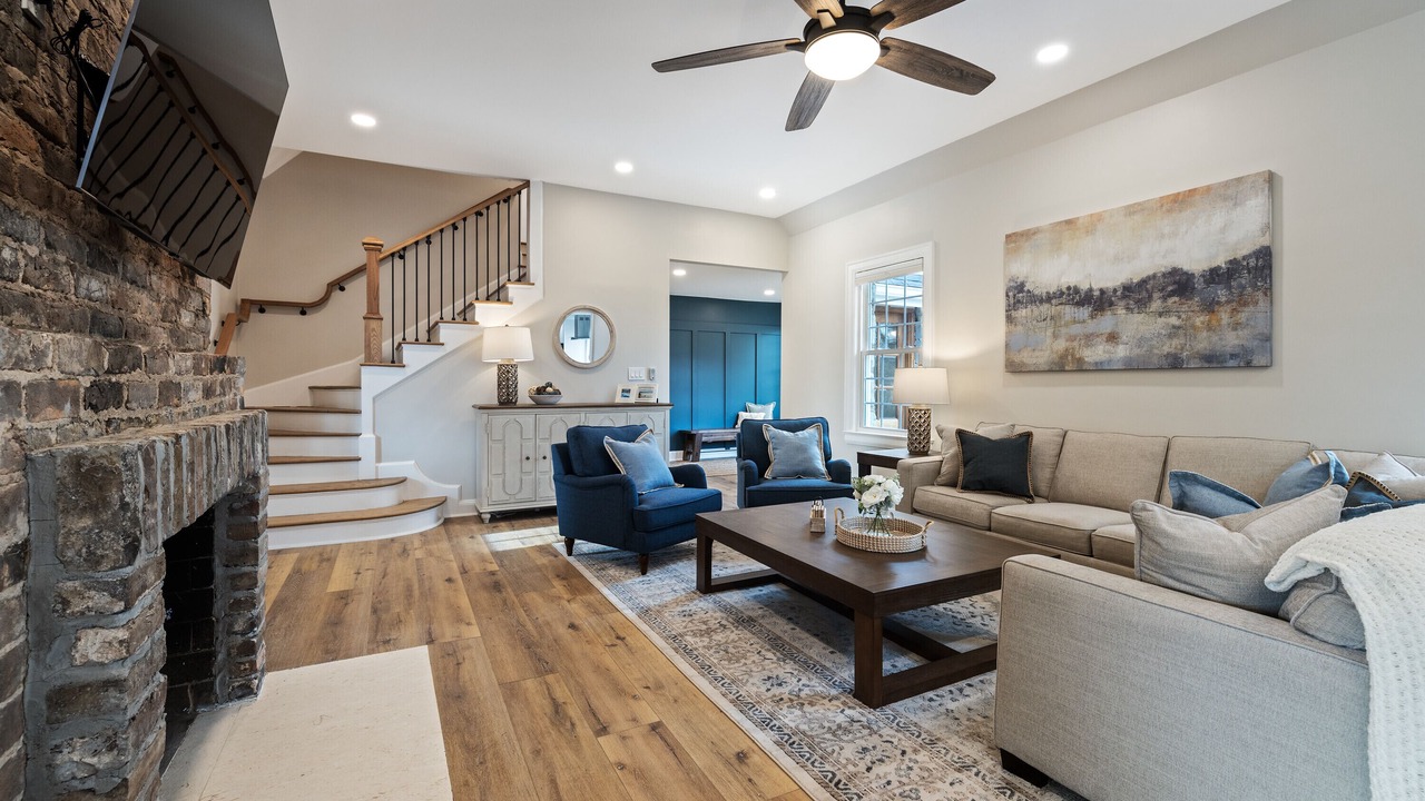 Photo of Livingroom in Maryville