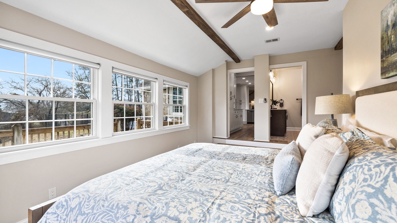Photo of Bedroom in Maryville