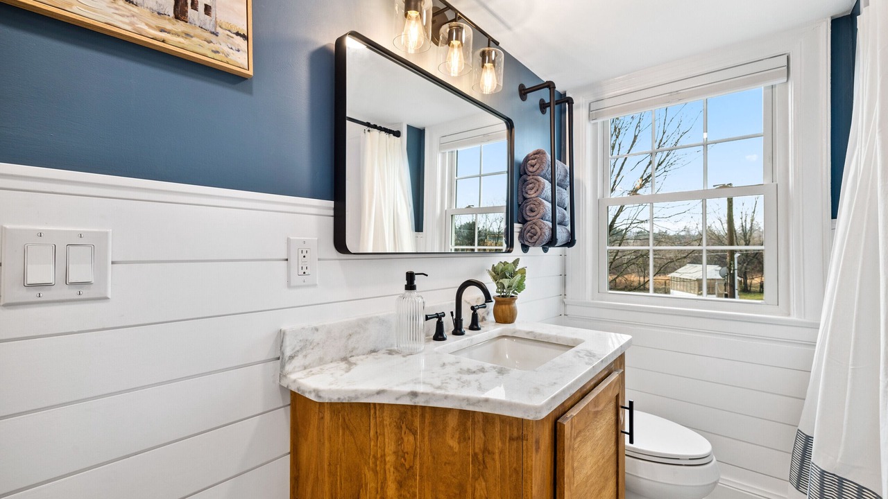 Photo of Bathroom in Maryville