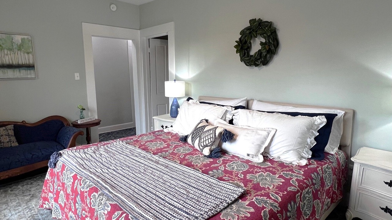Photo of Bedroom in Livingston