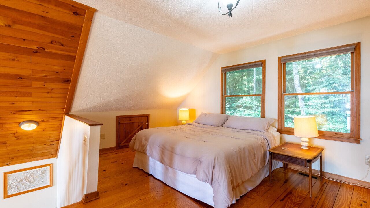 Photo of Bedroom in Sylva