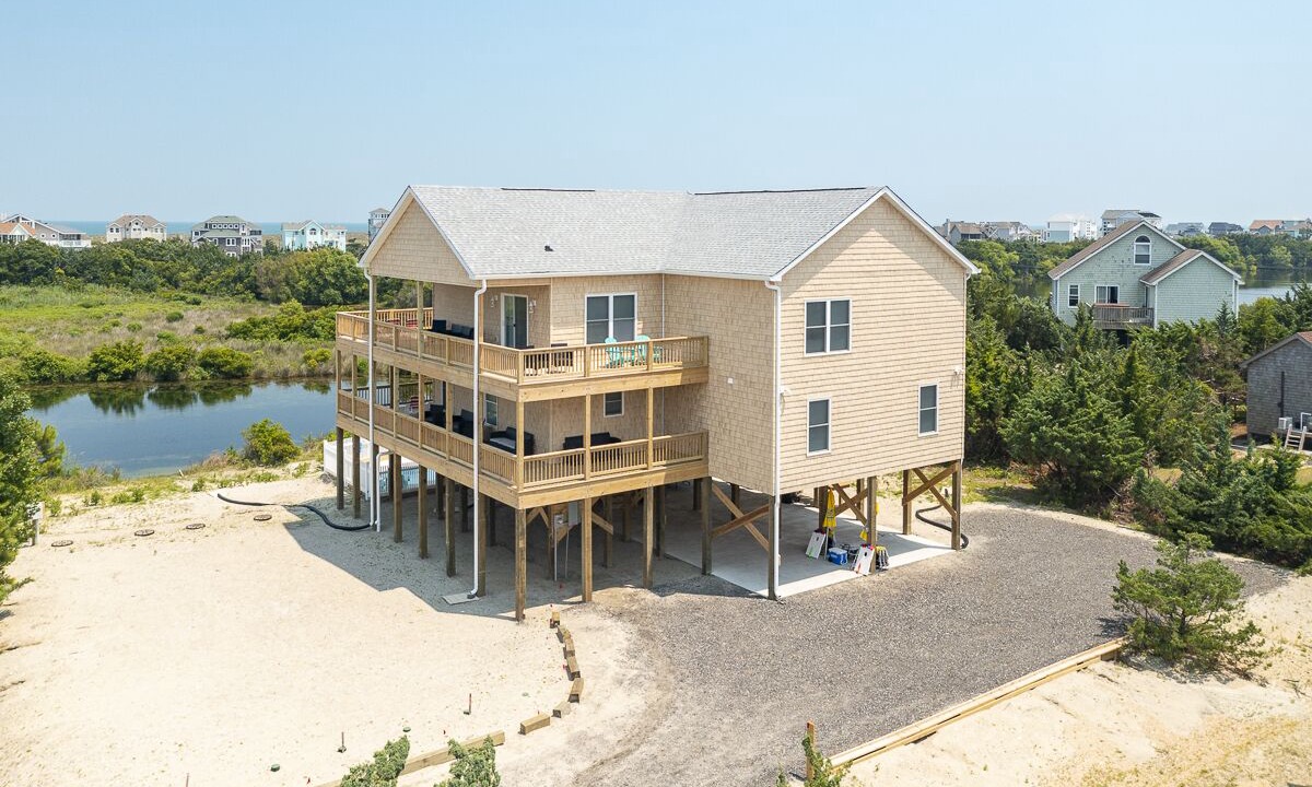 Photo of Outdoor in Waves