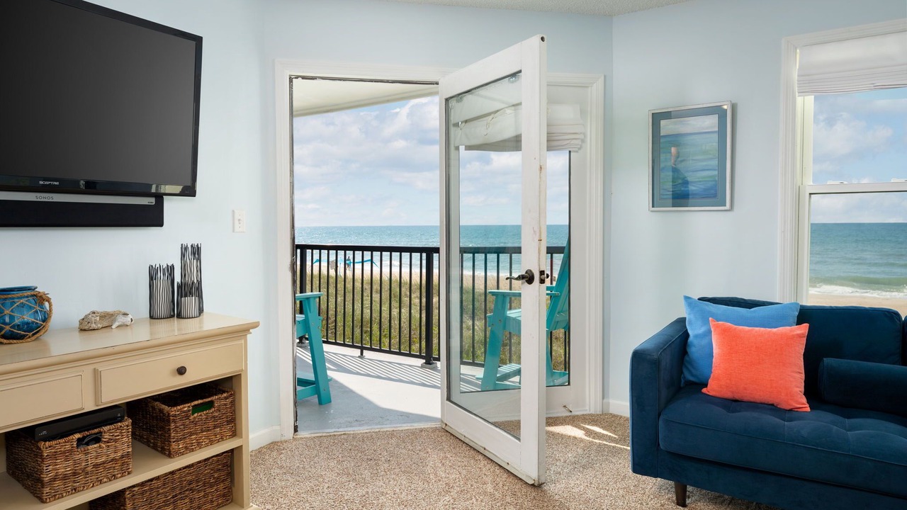 Photo of Patio Balcony in North Topsail Beach