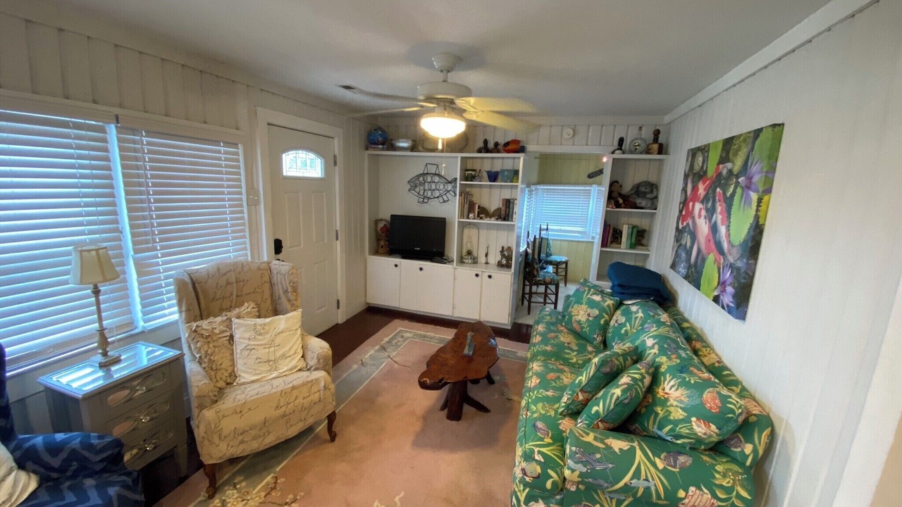 Photo of Livingroom in North Carolina Coast