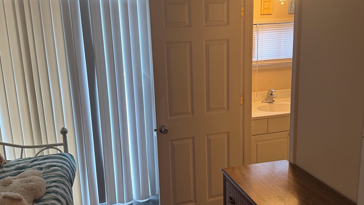 Photo of Bedroom in North Carolina Coast