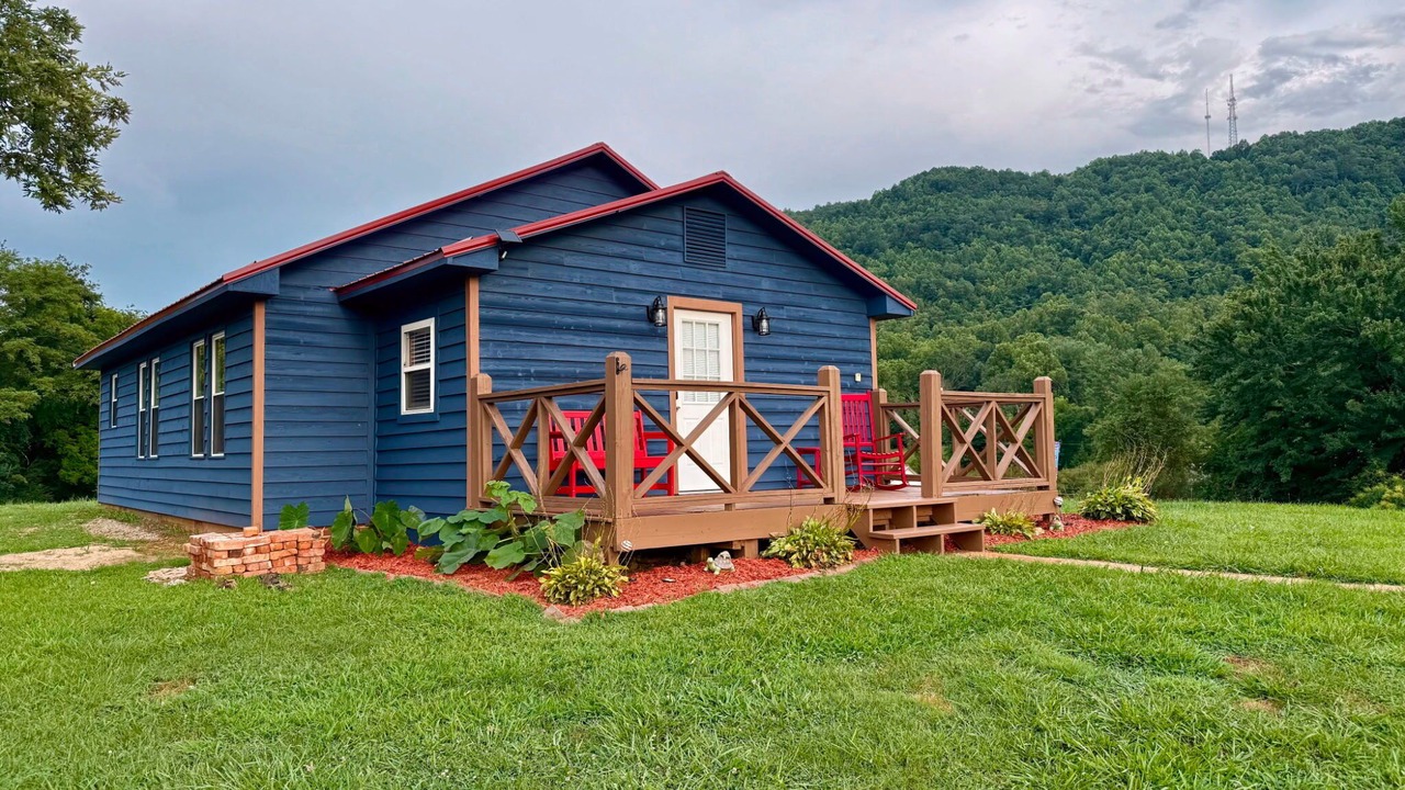 Photo of Outdoor in Lenoir