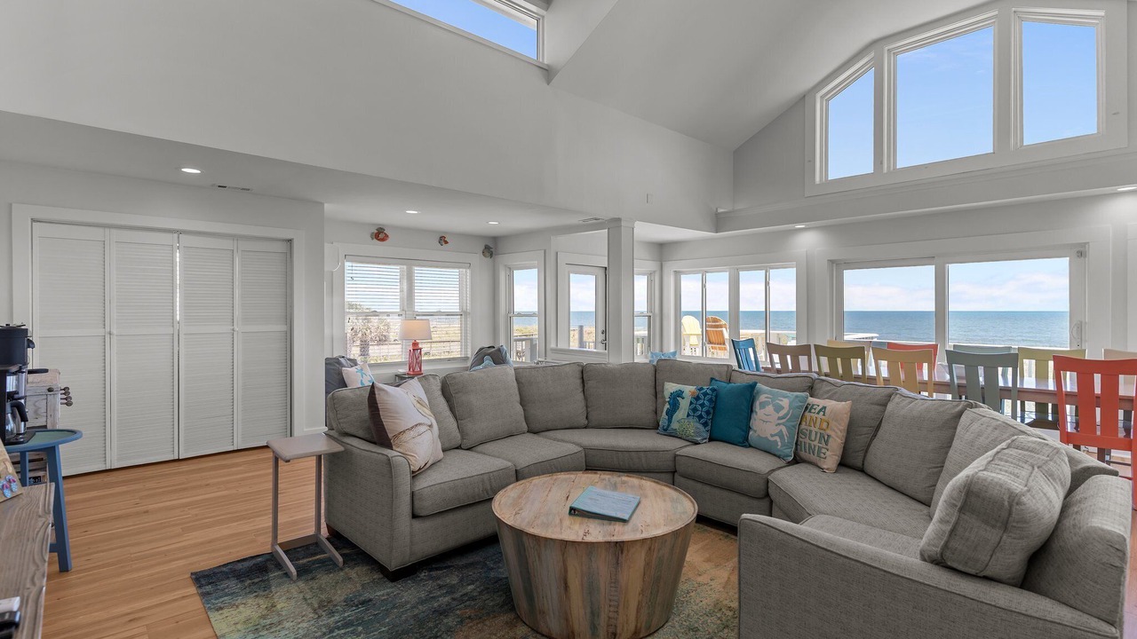 Photo of Livingroom in North Carolina Coast