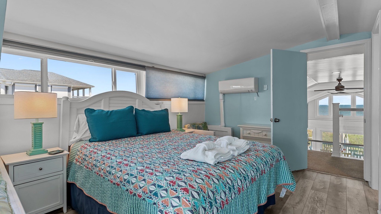 Photo of Bedroom in North Carolina Coast