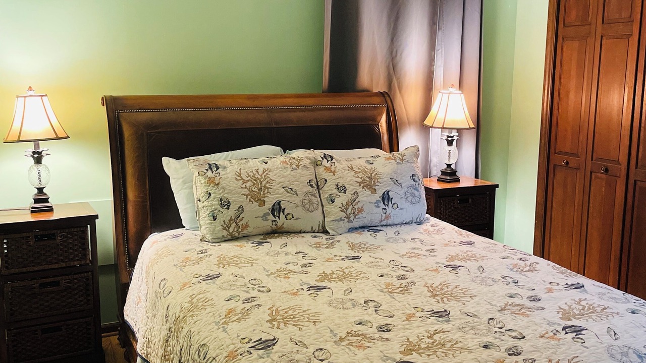 Photo of Bedroom in Silver Lake
