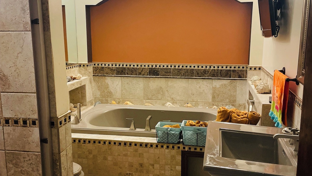 Photo of Bathroom in Silver Lake