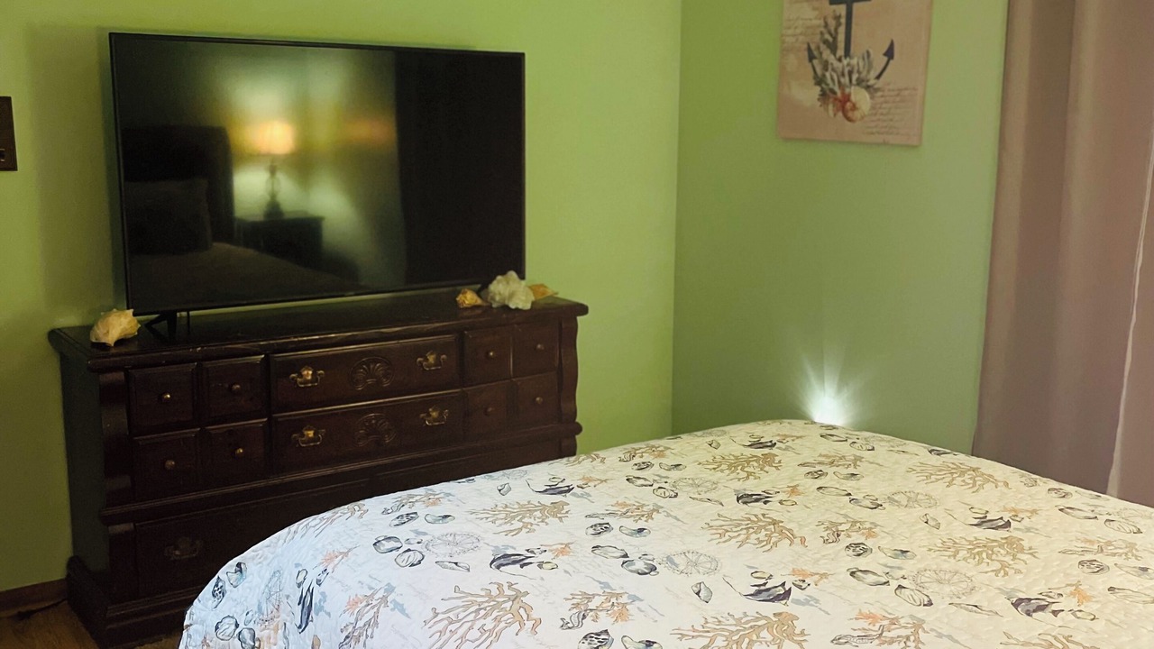 Photo of Bedroom in Silver Lake