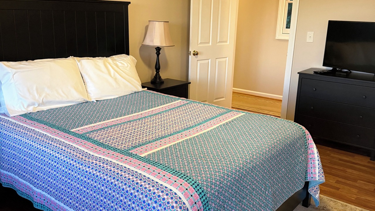 Photo of Bedroom in Lookout Mountain