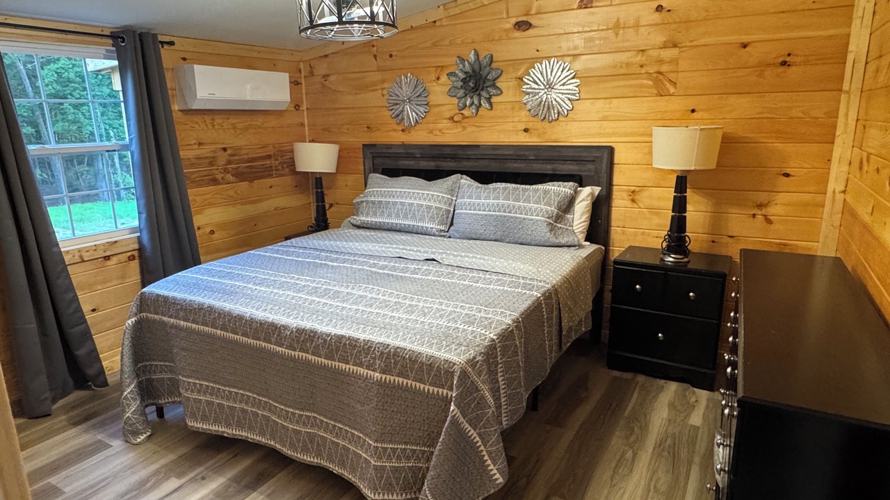 Photo of Bedroom in Pittsburg