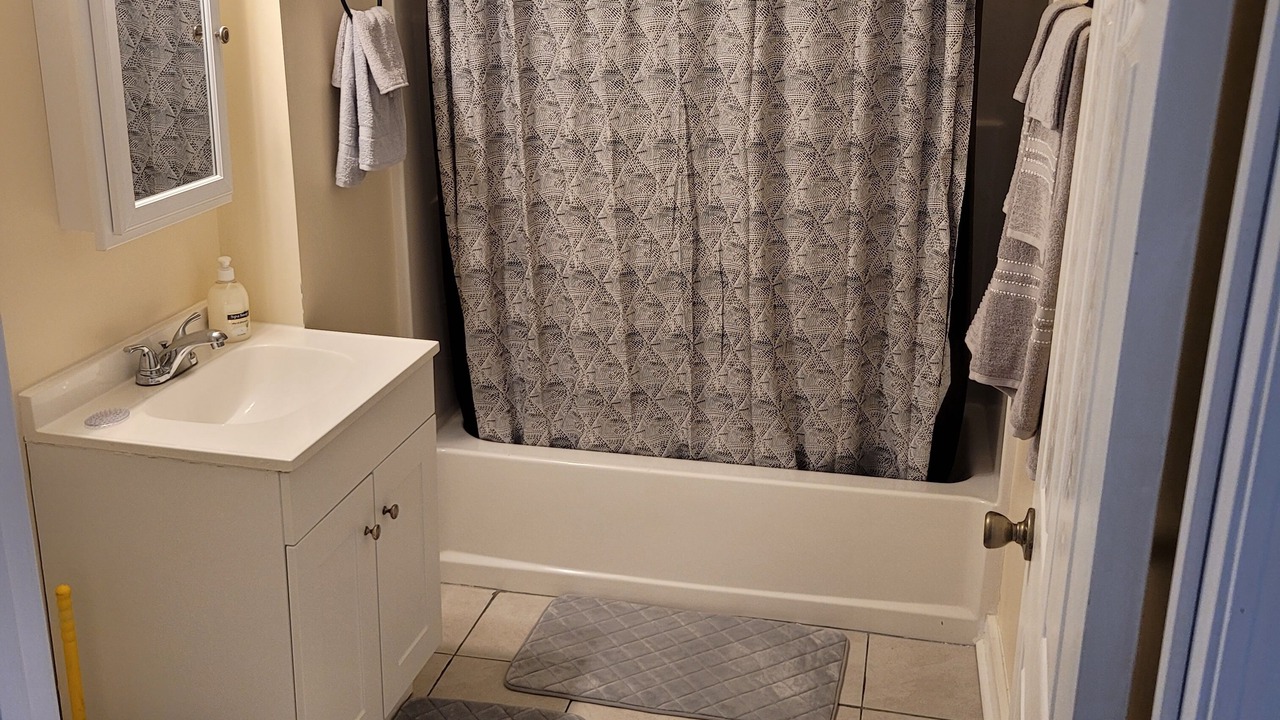 Photo of Bathroom in Cascade