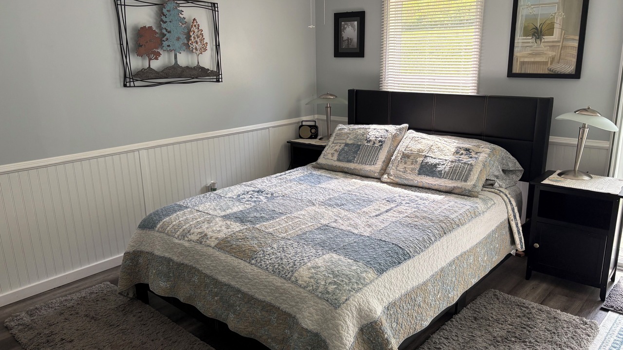 Photo of Bedroom in Big Creek