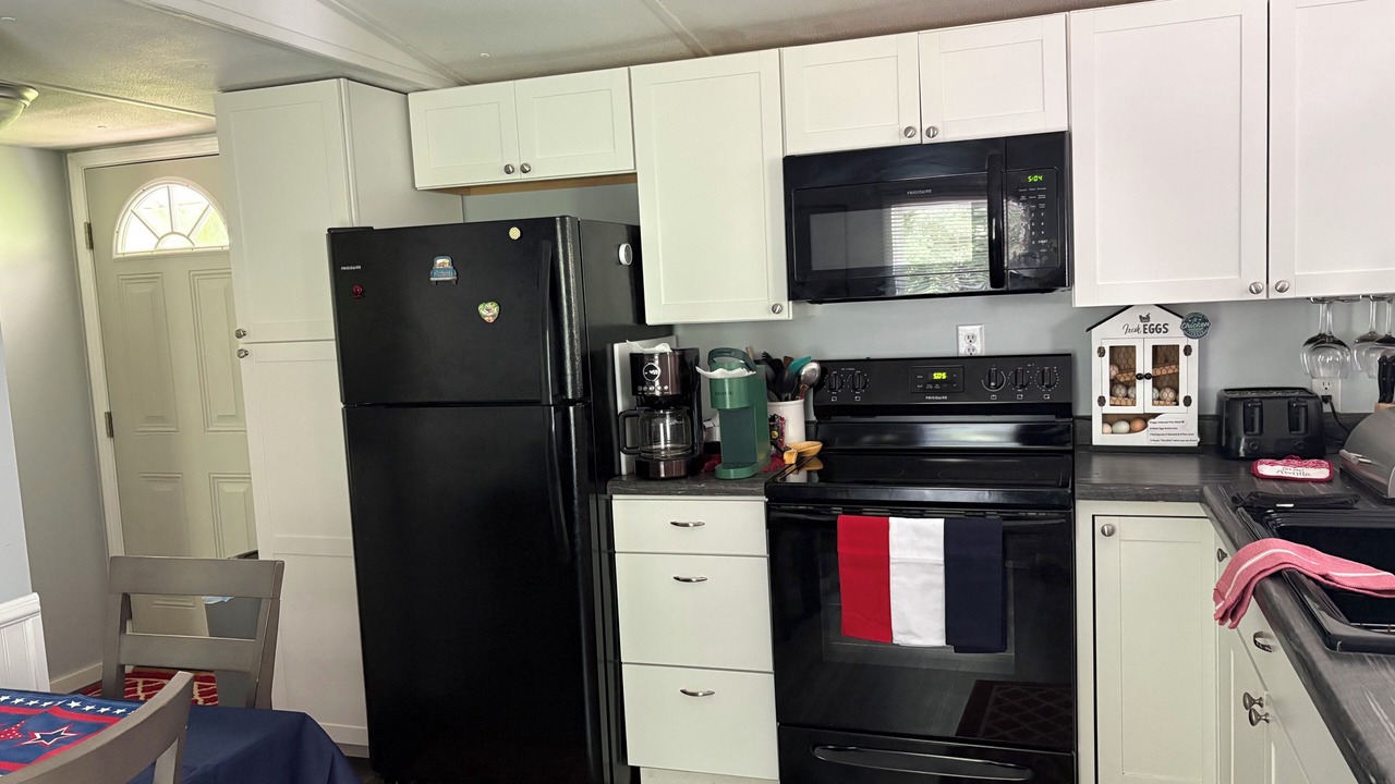 Photo of Kitchen in Big Creek