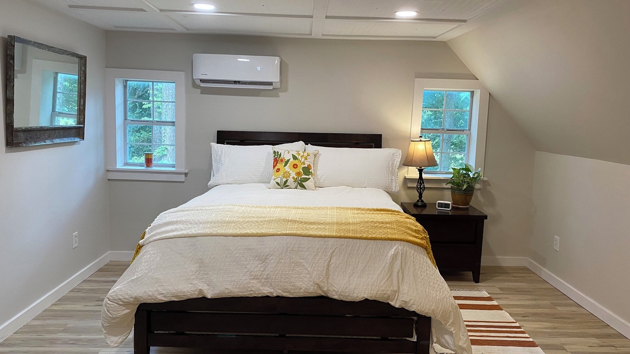 Photo of Bedroom in Manteo