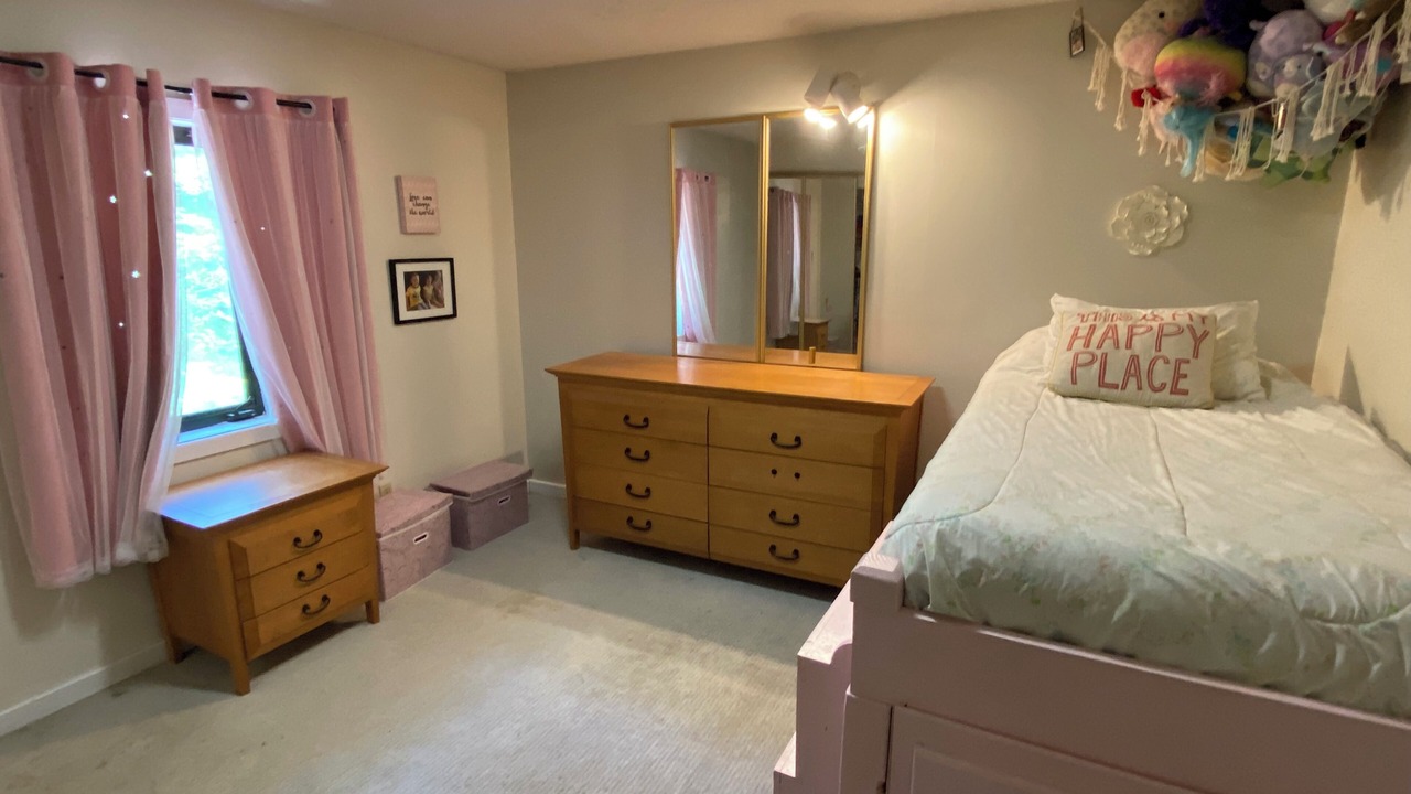 Photo of Bedroom in Manteo