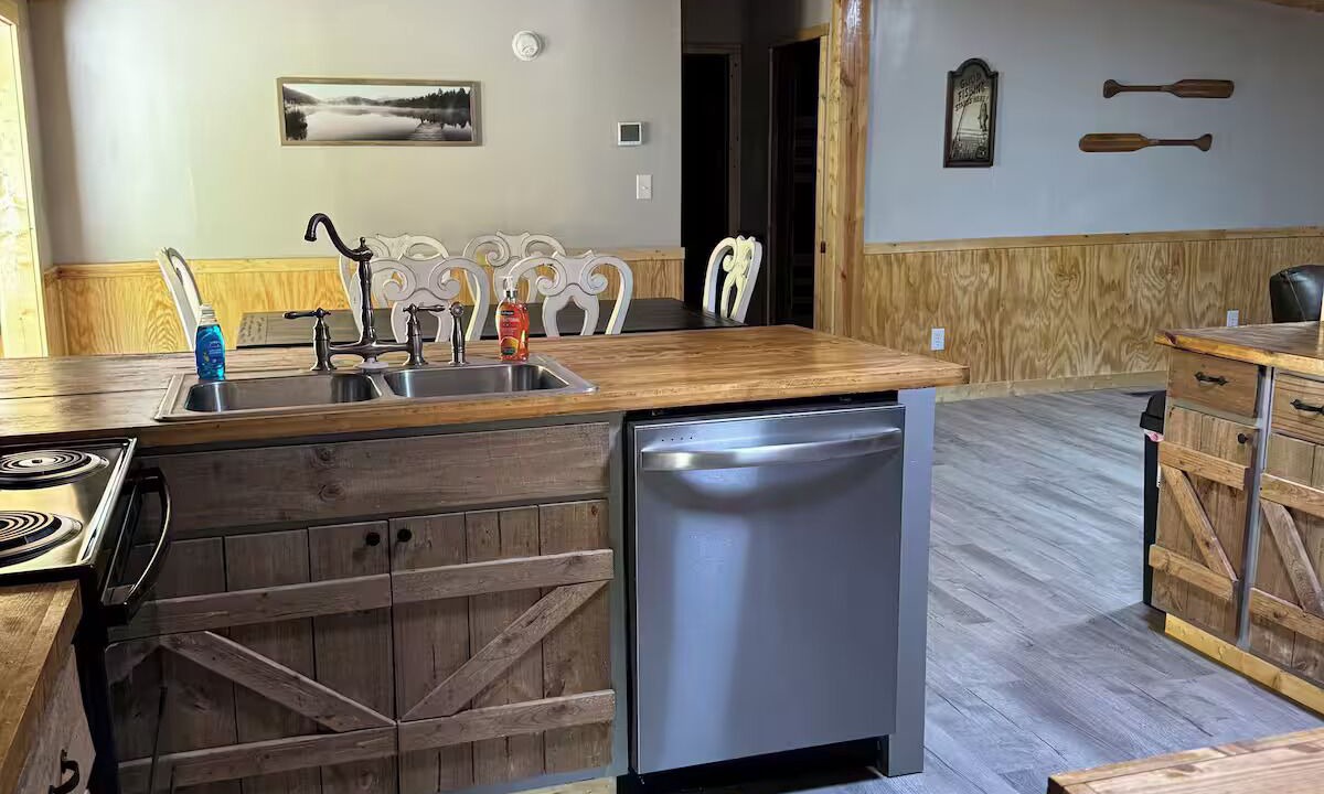 Photo of Kitchen in Big Creek