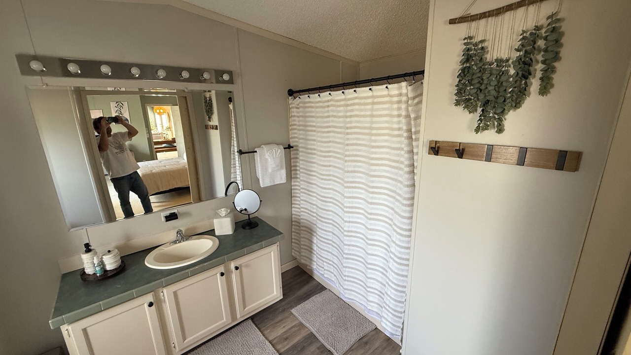 Photo of Bathroom in Court House