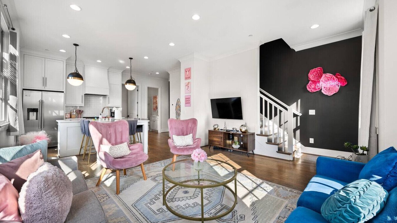 Photo of Livingroom in Rolling Mill Hill