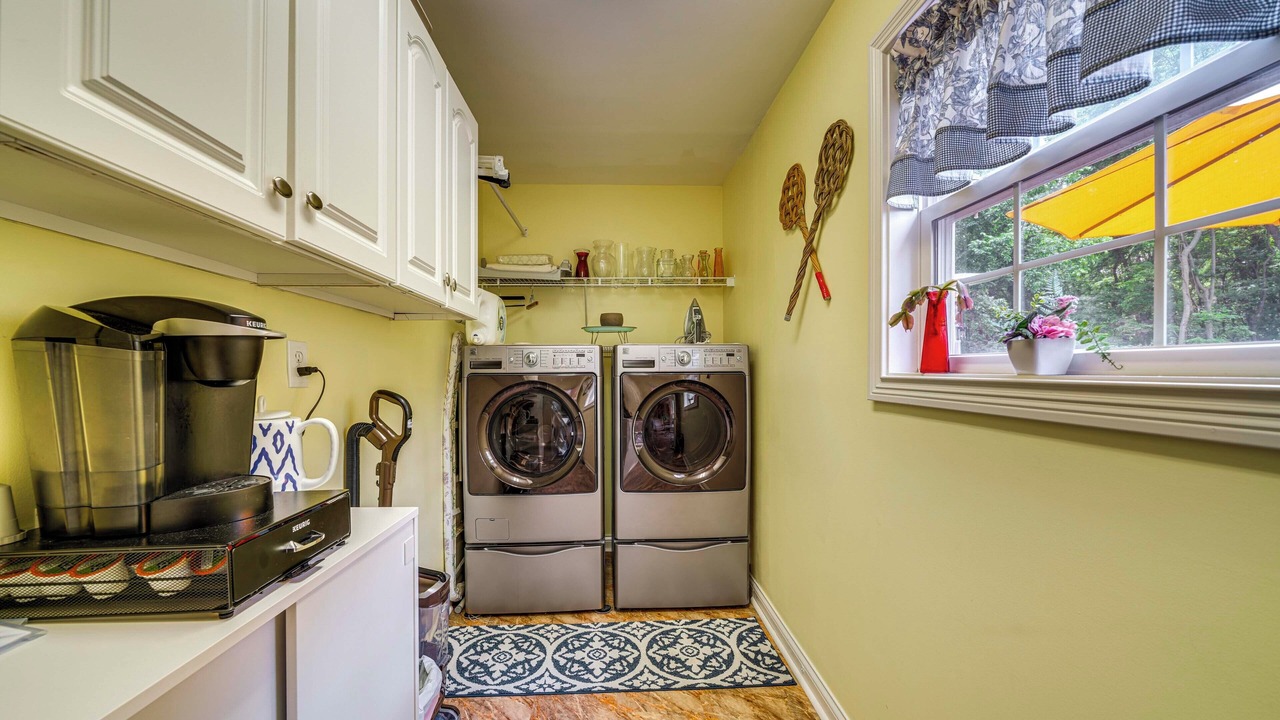 Photo of Bedroom in Jeffersontown