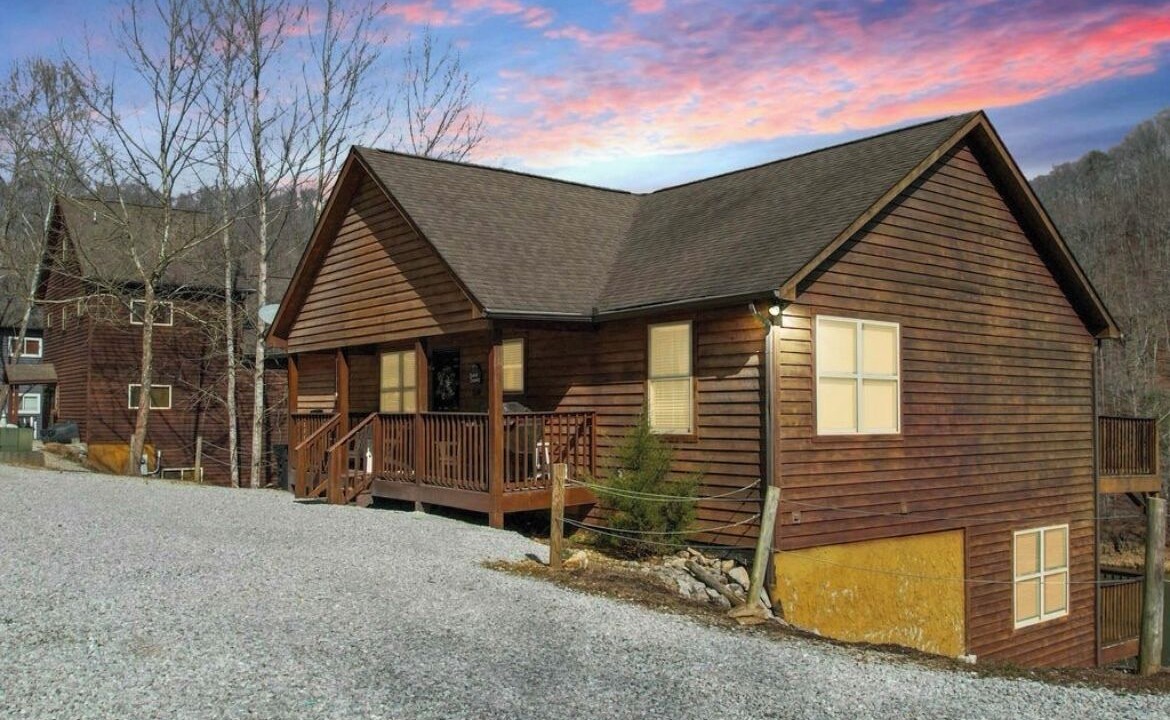 Photo of Outdoor in Lakeside Estates