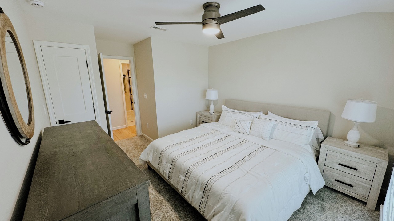 Photo of Bedroom in Bronston
