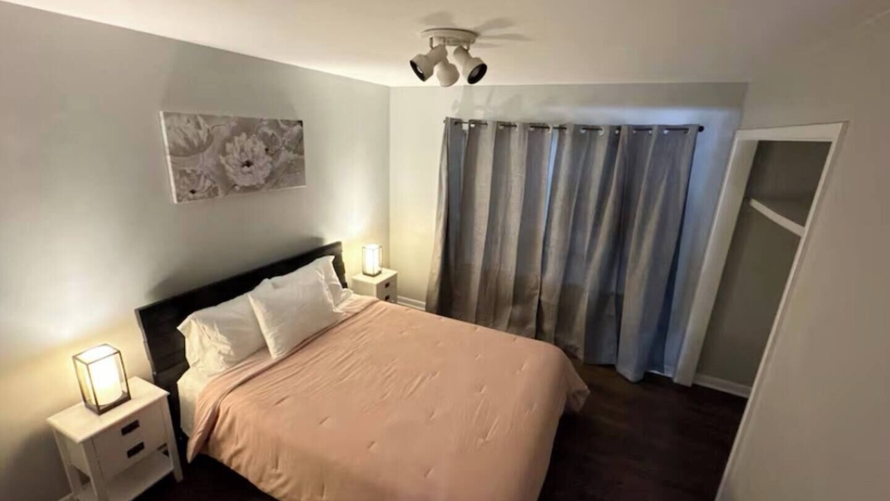 Photo of Bedroom in Green Meadow