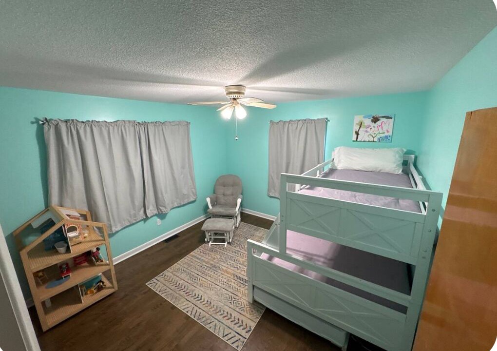 Photo of Bedroom in Green Meadow