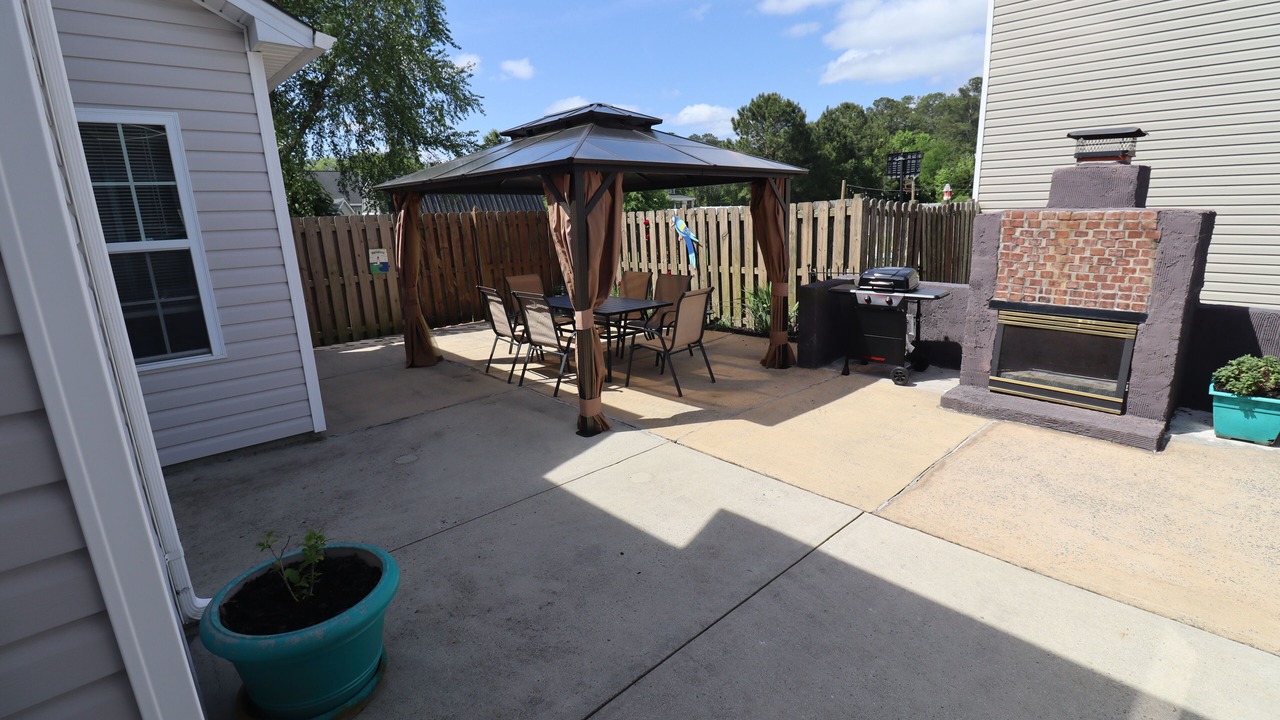 Photo of Outdoor in Silver Lake