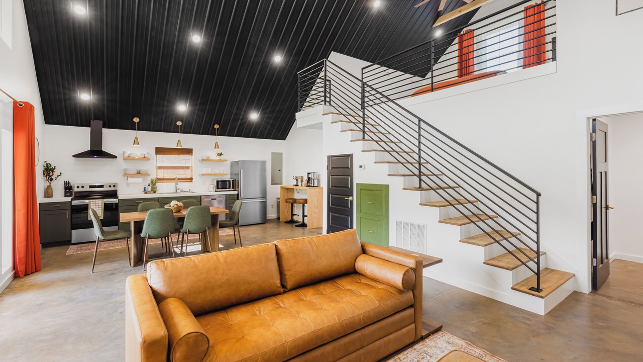 Photo of Livingroom in Waynesville