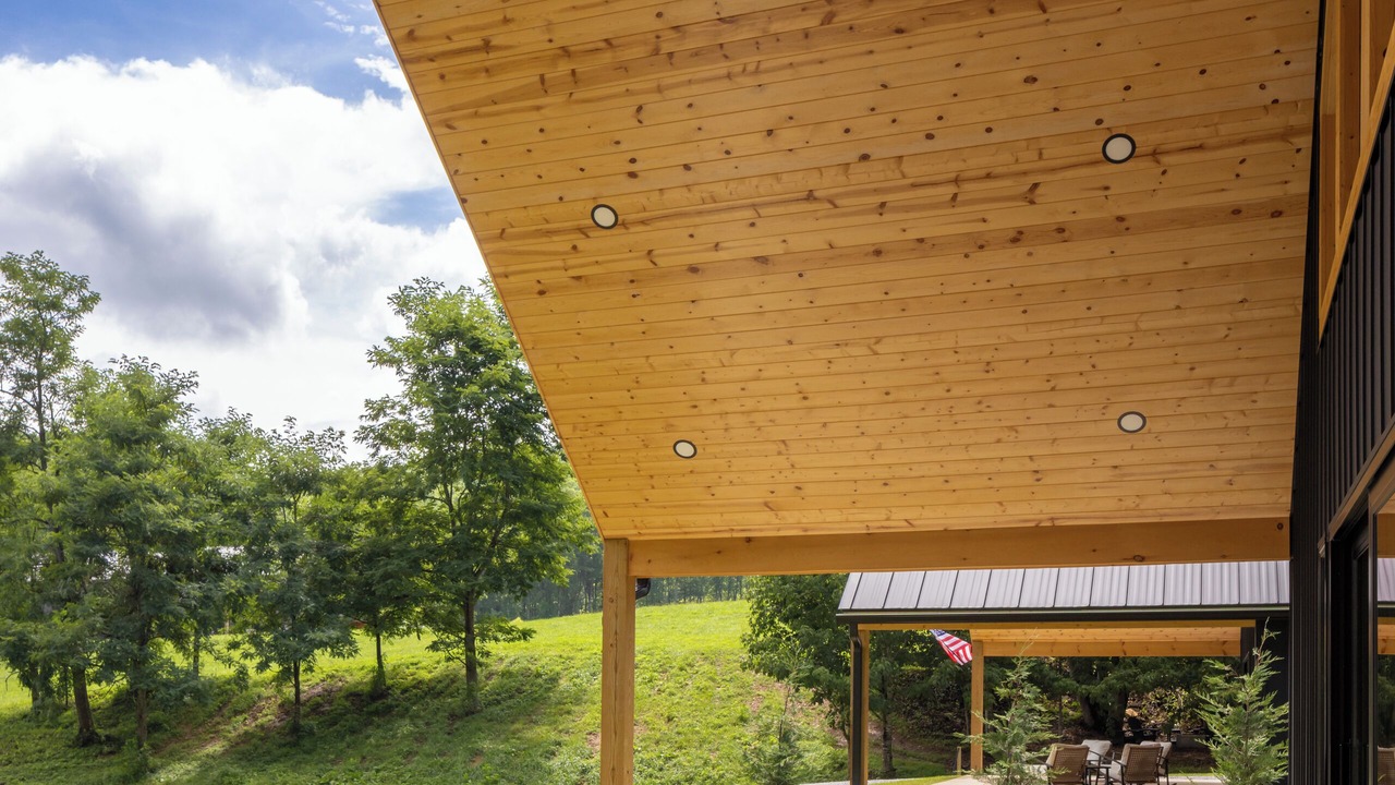 Photo of Patio Balcony in Waynesville