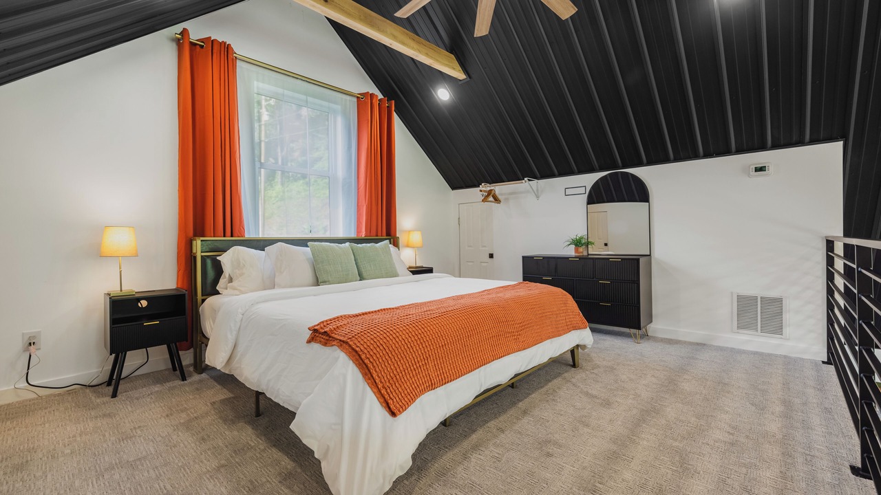 Photo of Bedroom in Waynesville