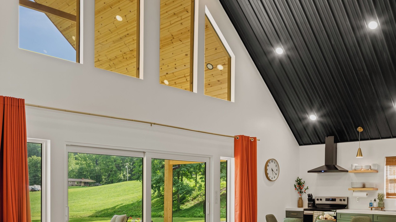 Photo of Livingroom in Waynesville