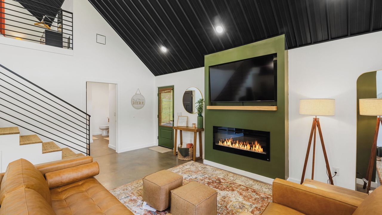 Photo of Livingroom in Waynesville