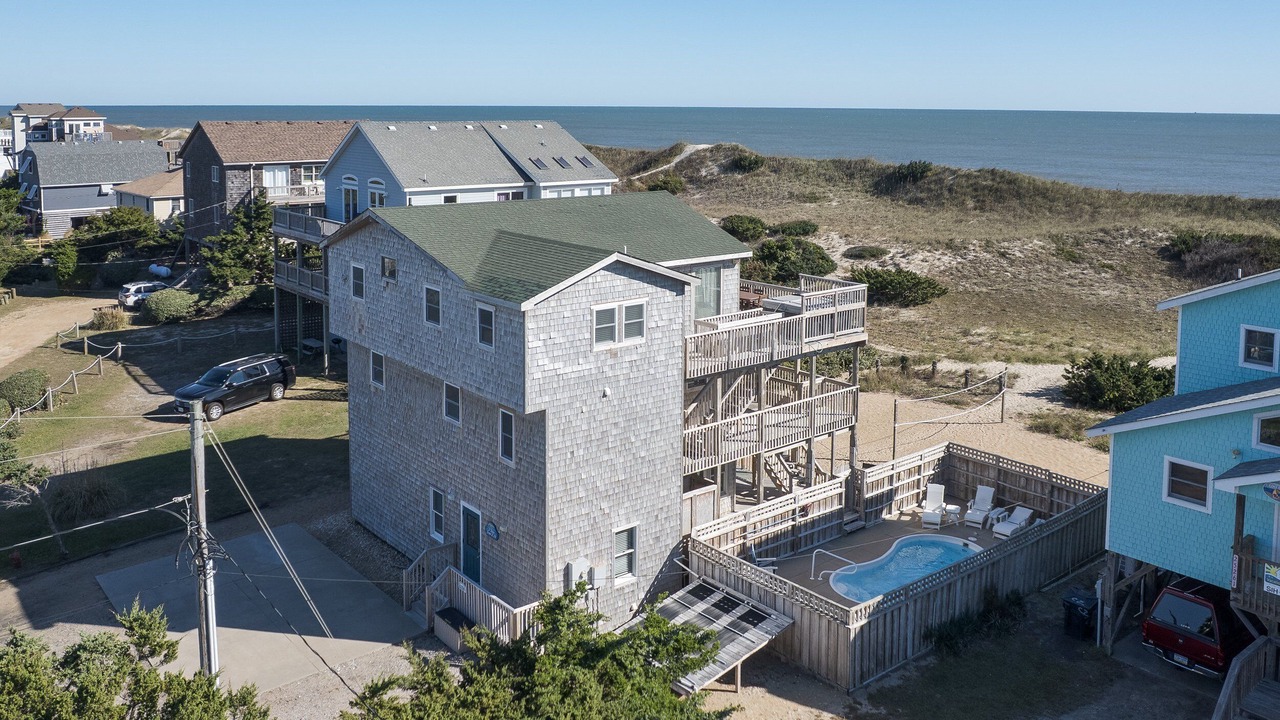 Photo of Outdoor in Waves