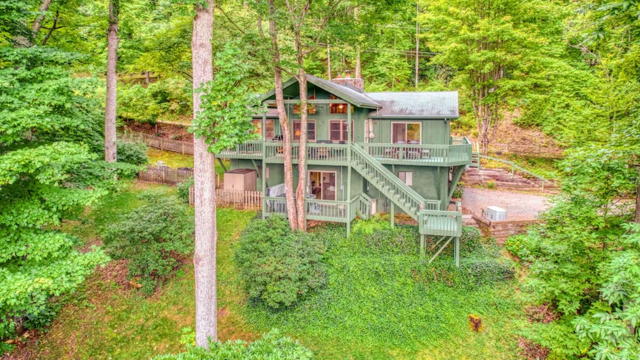 Photo of Outdoor in Waynesville