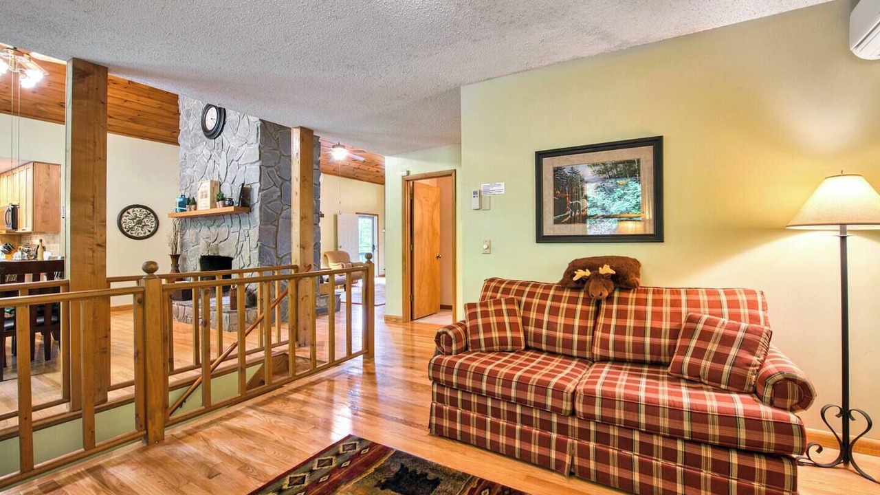 Photo of Livingroom in Waynesville