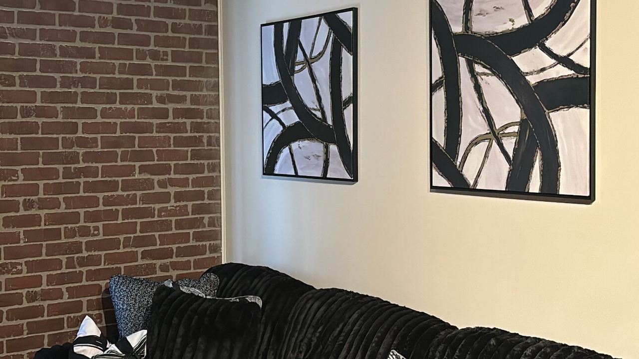 Photo of Livingroom in Downtown Greensboro